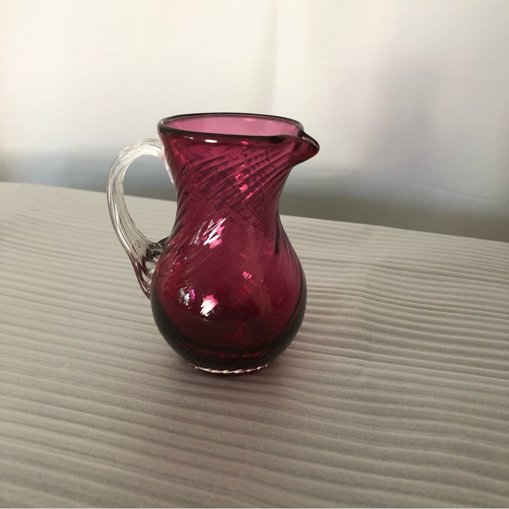 Cranberry/Pilgrim Glass Collectible (g)